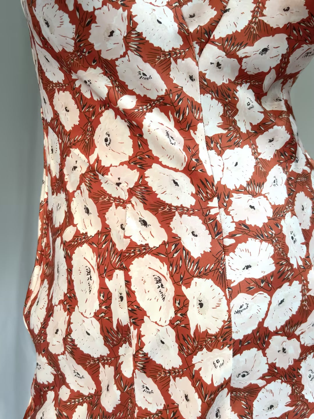 Alna Silk Dress - Rouge Fleurs Danemone