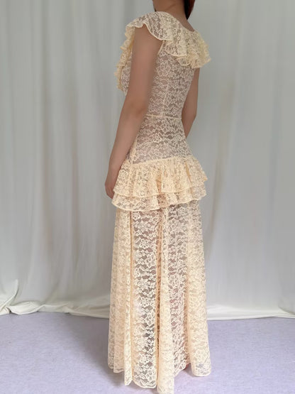 Robe mi-longue en dentelle Sohana en jaune jonquille