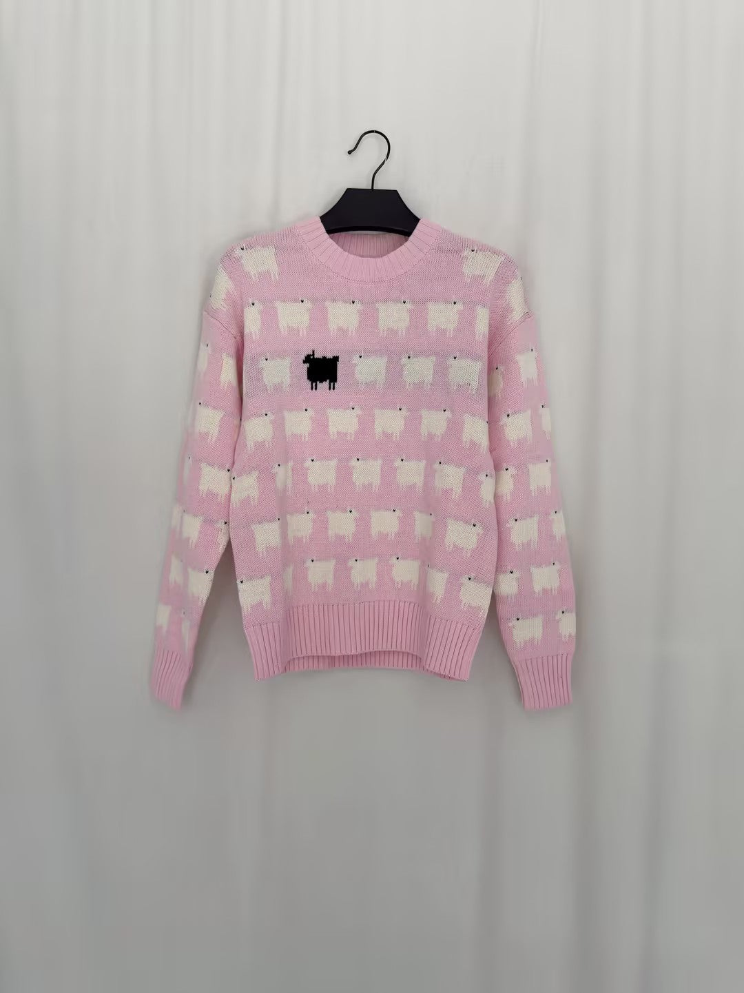 Women's Fitted Cotton Sheep Sweater - Pink