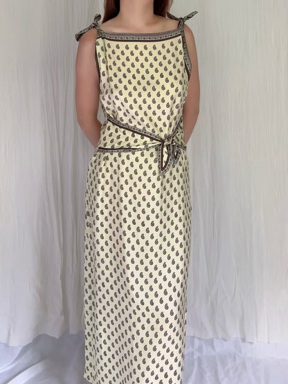 Robe mi-longue en dentelle Sohana en jaune jonquille
