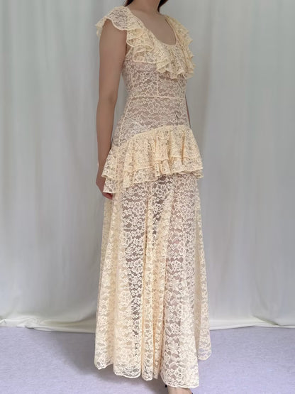 Robe mi-longue en dentelle Sohana en jaune jonquille