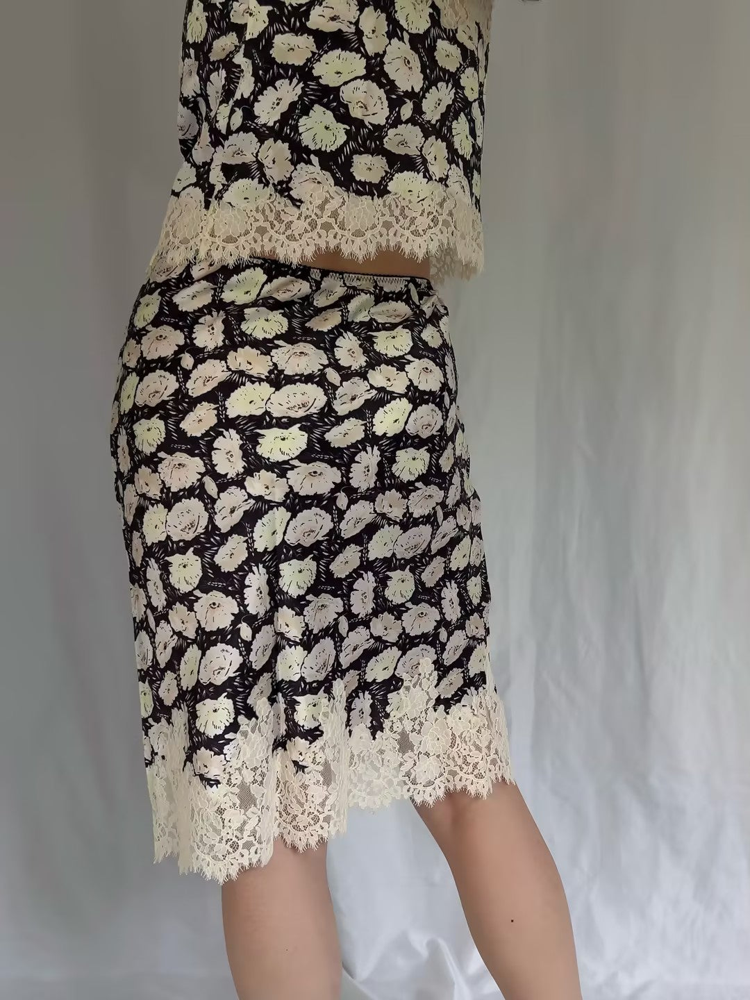 Elowette Skirt - Noir Fleurs Danemone