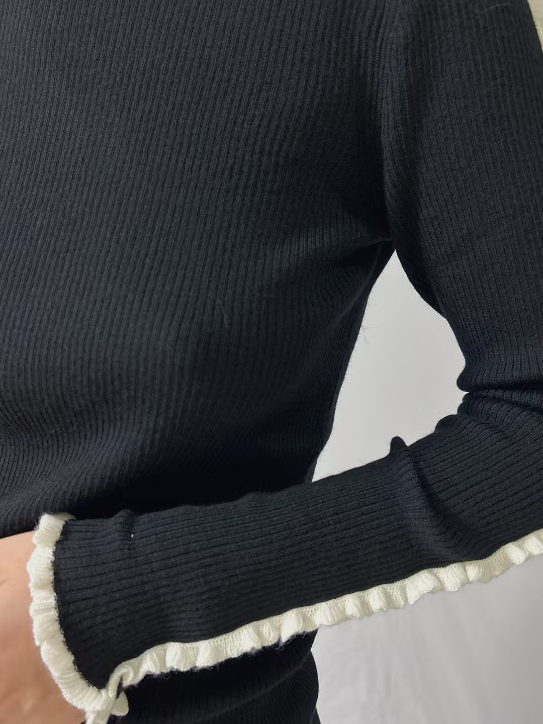 Black Wool Ribbed Rigolo Jumper