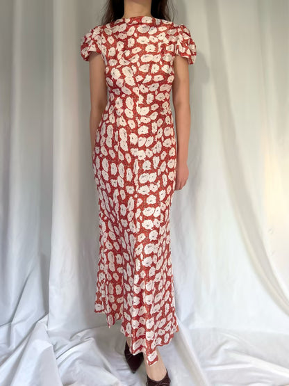 Alna Silk Dress - Rouge Fleurs Danemone