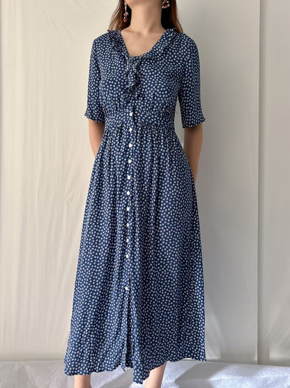 Vintage-Inspired Navy Floral Long Dress