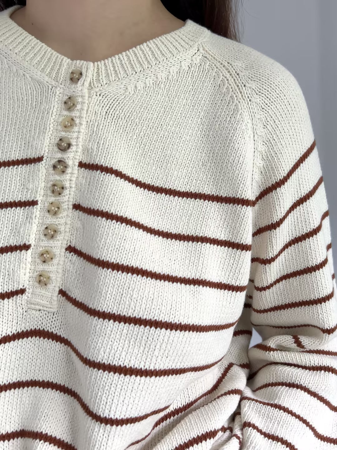 SEZ Leontine Jumper - Ecru / Camel