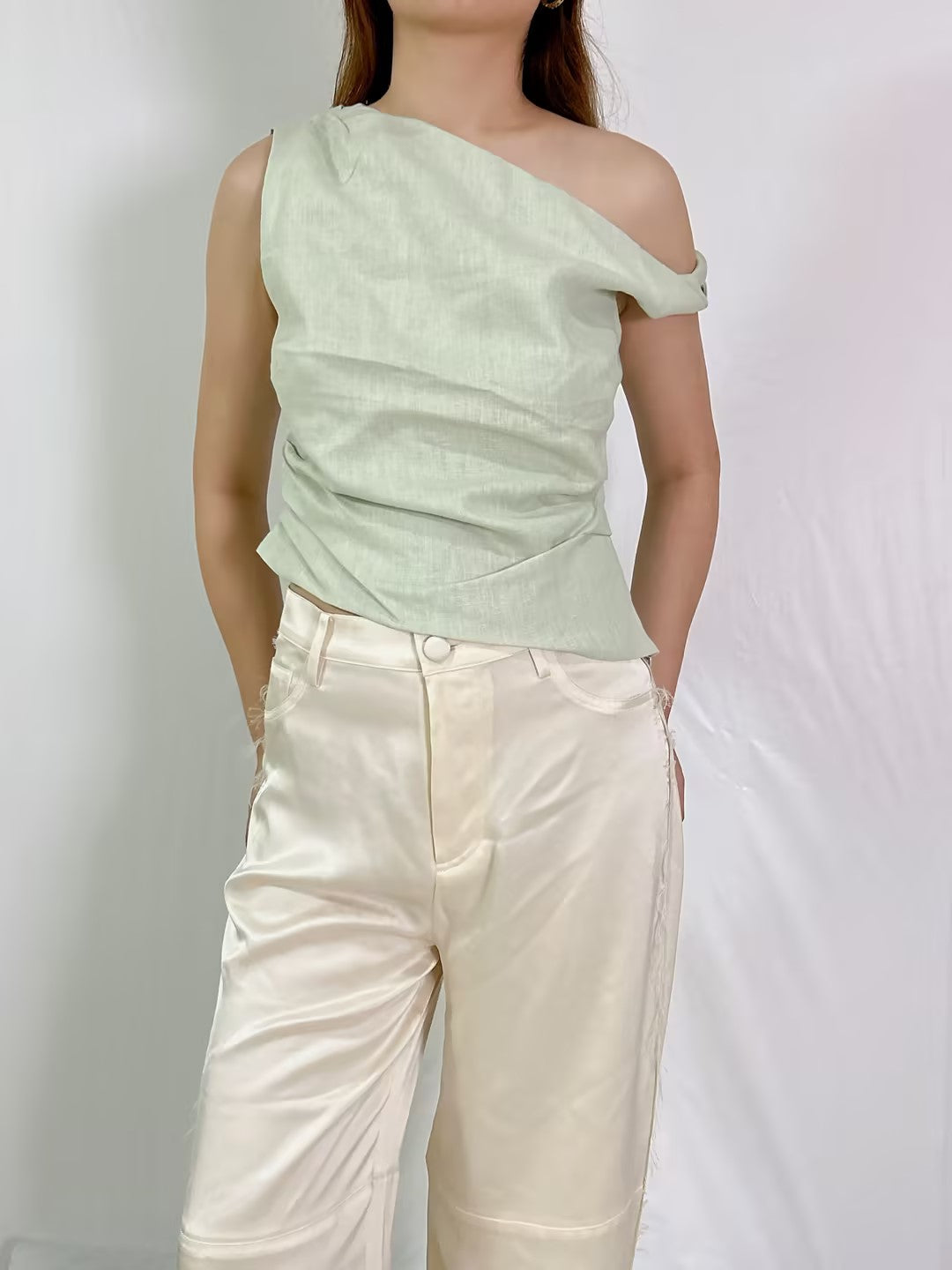 Iris Twist Linen Top