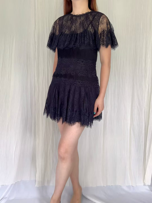 Robe mi-longue en dentelle Sohana en jaune jonquille