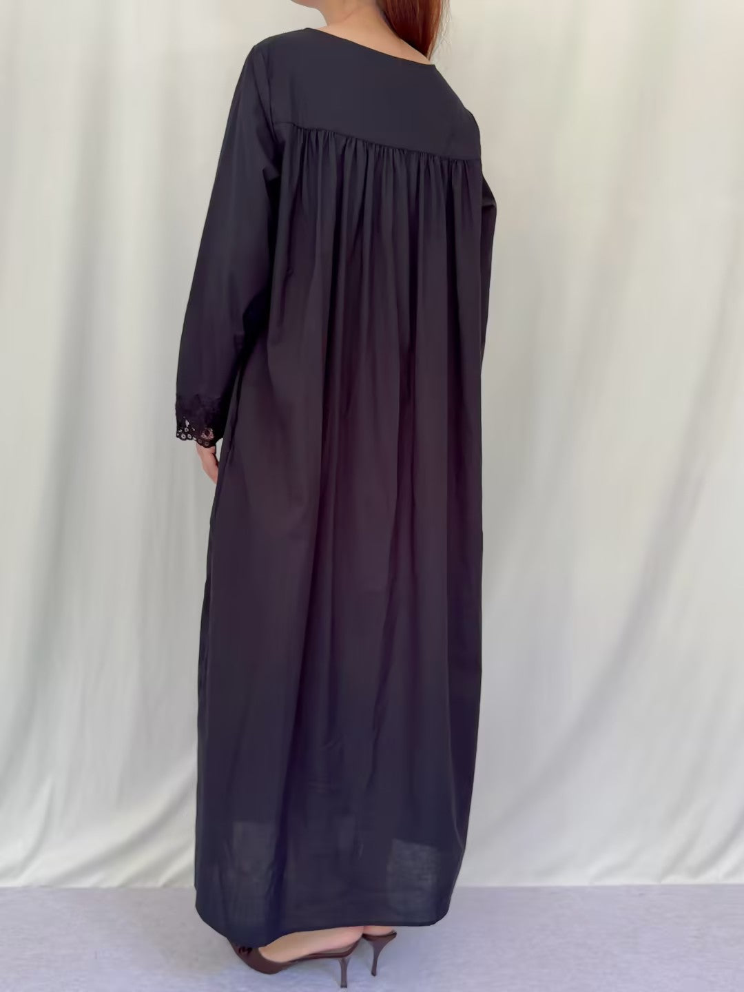 Robe mi-longue en dentelle Sohana en jaune jonquille