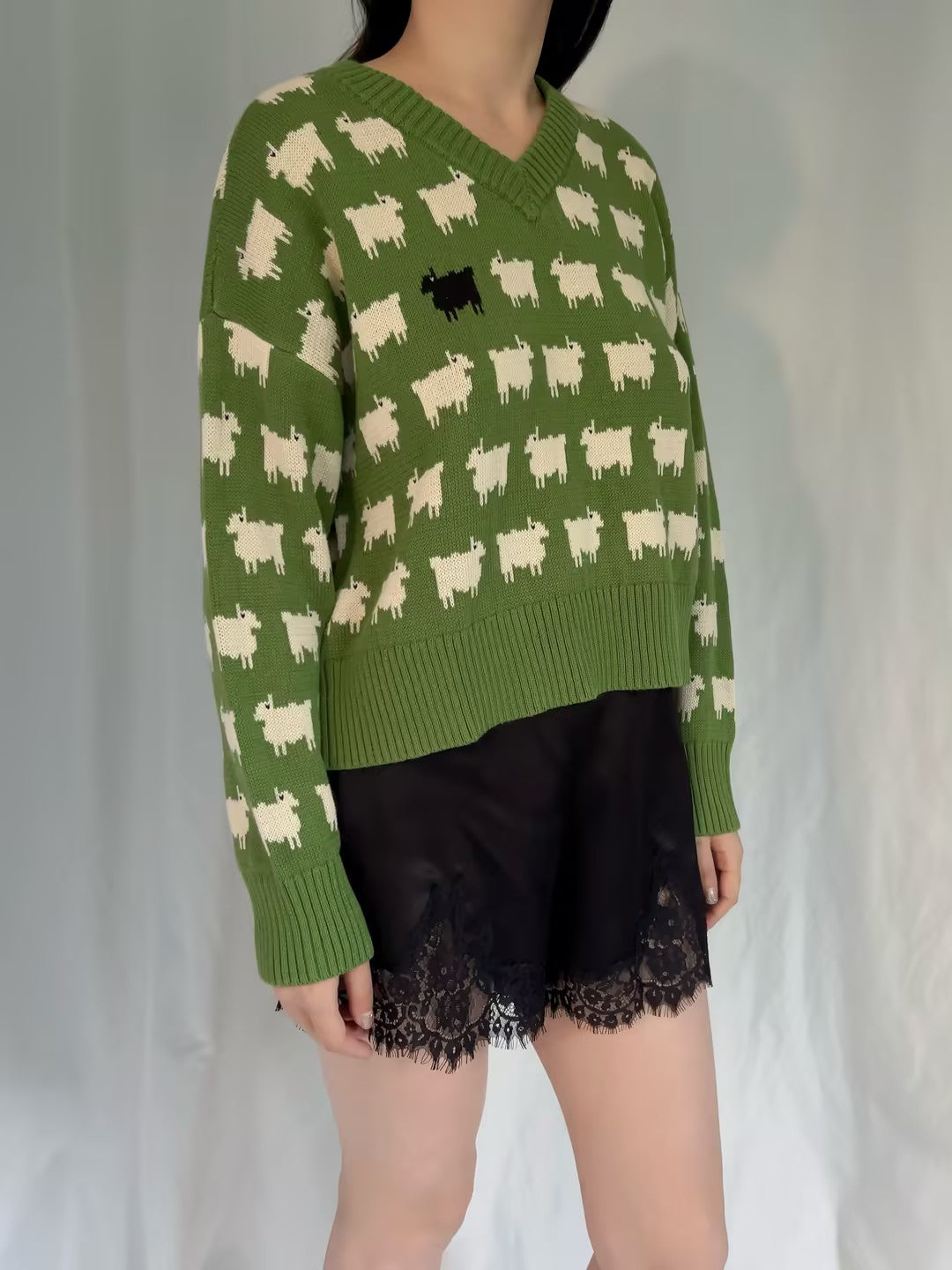 WW V-Neck Sheep Sweater - Green (contact for other sizes)