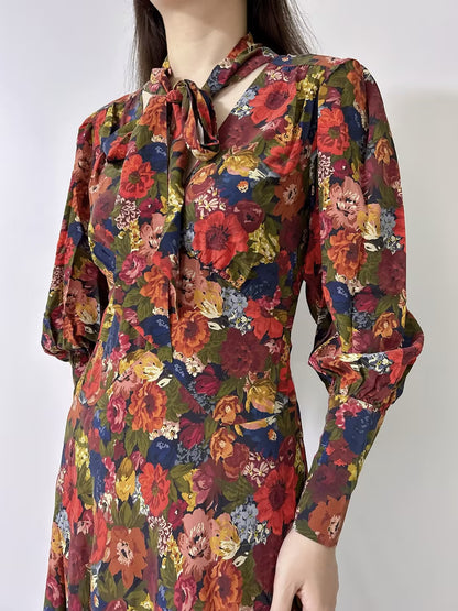 Blossom Floral Silk Dress in Winding Vine