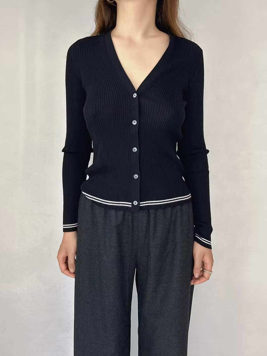 TH V-Neck Strip Hem Cardigan [size M sample sale]