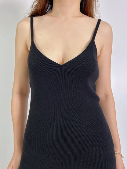 Lindsey Knit Midi Dress in Black [size L sample sale]