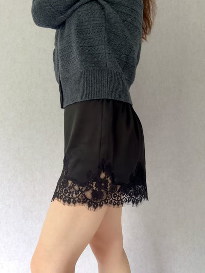 Fern Satin Short - Black