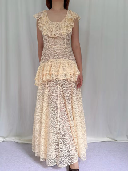 Robe mi-longue en dentelle Sohana en jaune jonquille