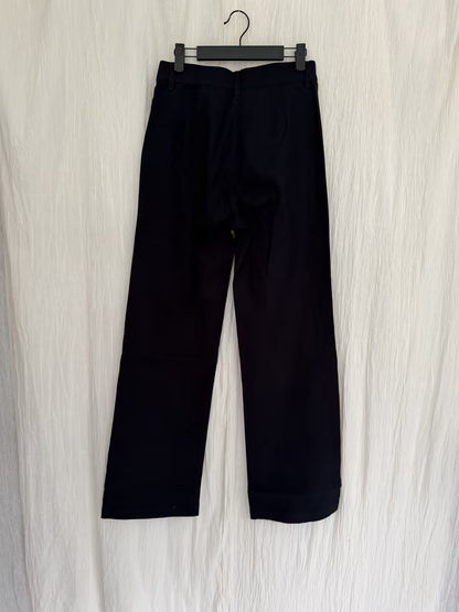 Astrid Pant - Black in US4