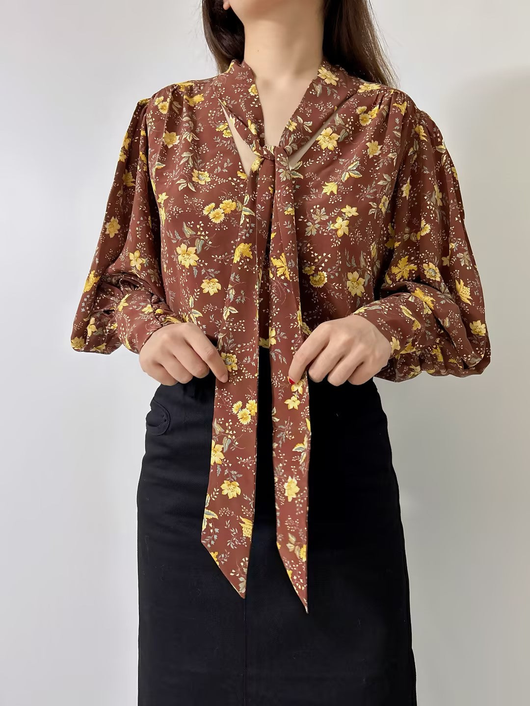 Corentin Silk Top in Cherrywood Winding Vine Floral