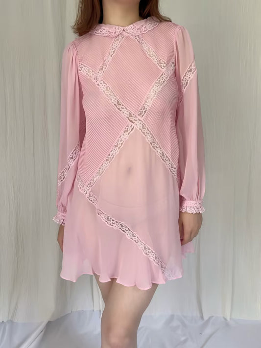 Robe mi-longue en dentelle Sohana en jaune jonquille