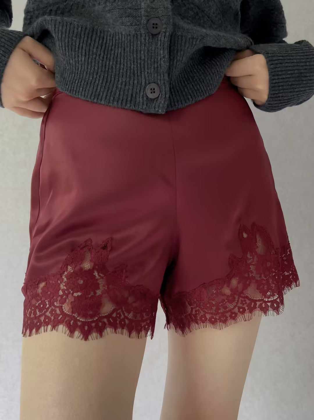 Fern Satin Short - Romance Burgundy