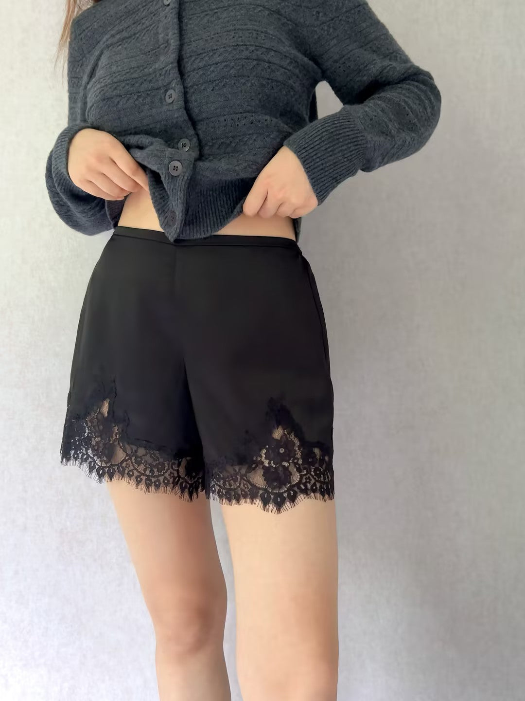 Fern Satin Short - Black