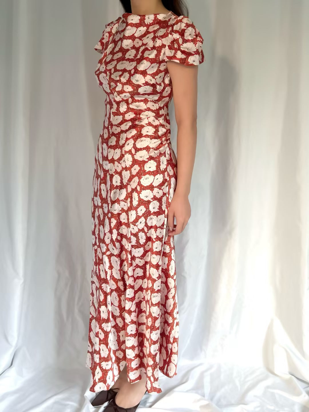 Alna Silk Dress - Rouge Fleurs Danemone