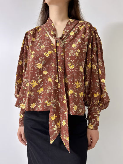 Corentin Silk Top in Cherrywood Winding Vine Floral