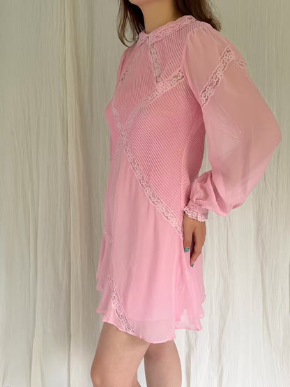 Robe mi-longue en dentelle Sohana en jaune jonquille