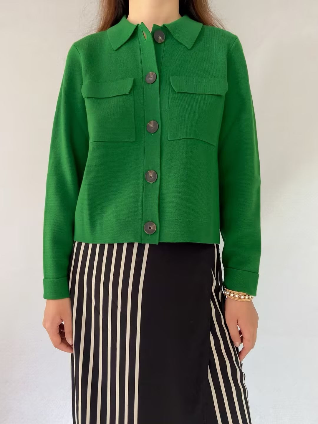 Cardigan en laine mérinos Betty en vert