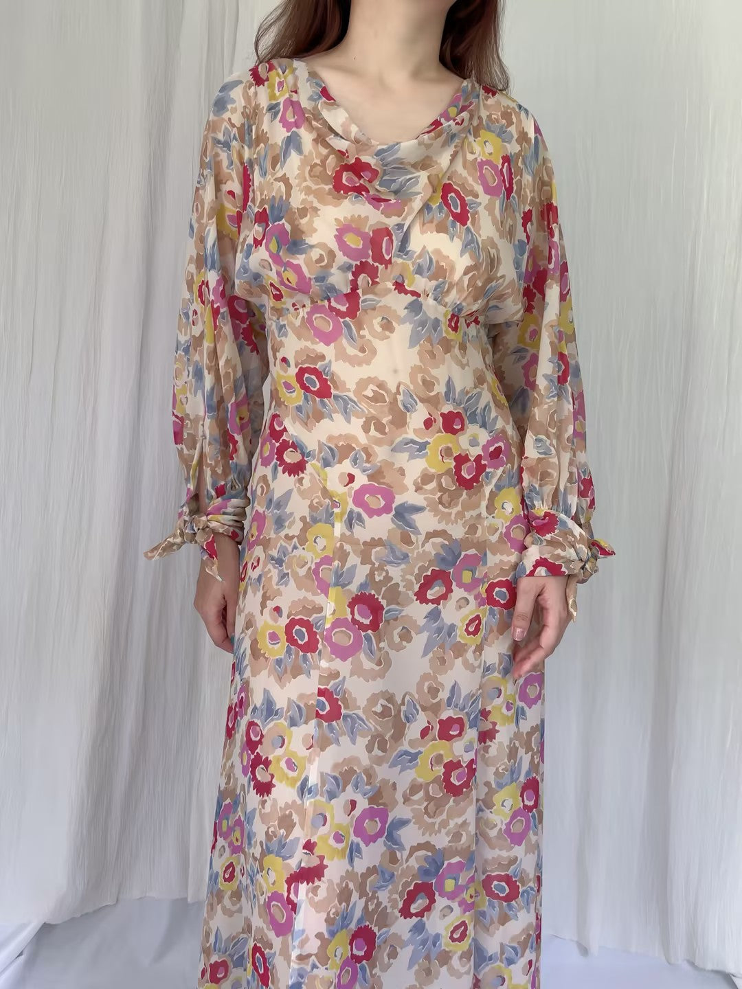 Robe mi-longue en dentelle Sohana en jaune jonquille