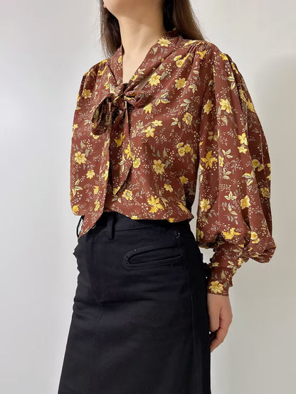 Corentin Silk Top in Cherrywood Winding Vine Floral