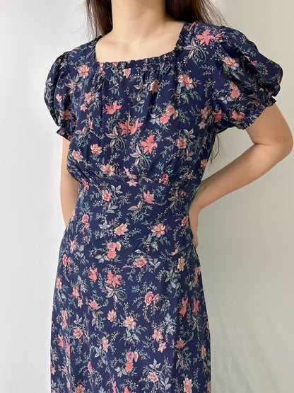 Giselle Silk Long Dress in Winding Vine Floral in XS/S